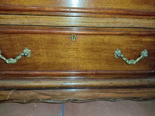 Antiguo mueble bar, librería y licorero