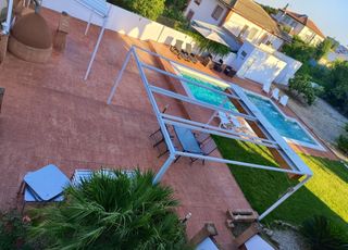 Chalet con piscina privada en alquilar. Vivienda rural