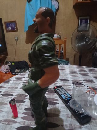 Antigua figura militar( sellado por artesano)