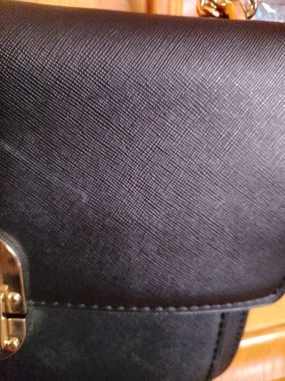 Bolso negro