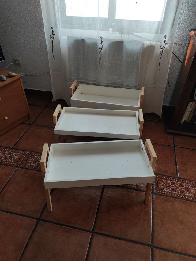 3 mesitas IKEA 