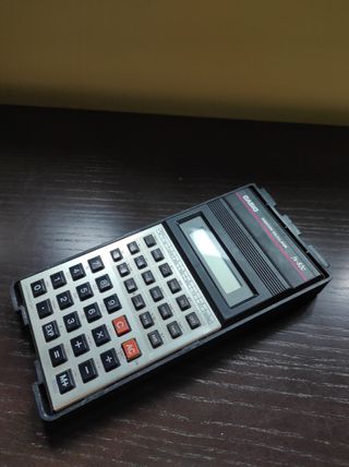 Calculadora científica casio+ calcd. euros regalo 