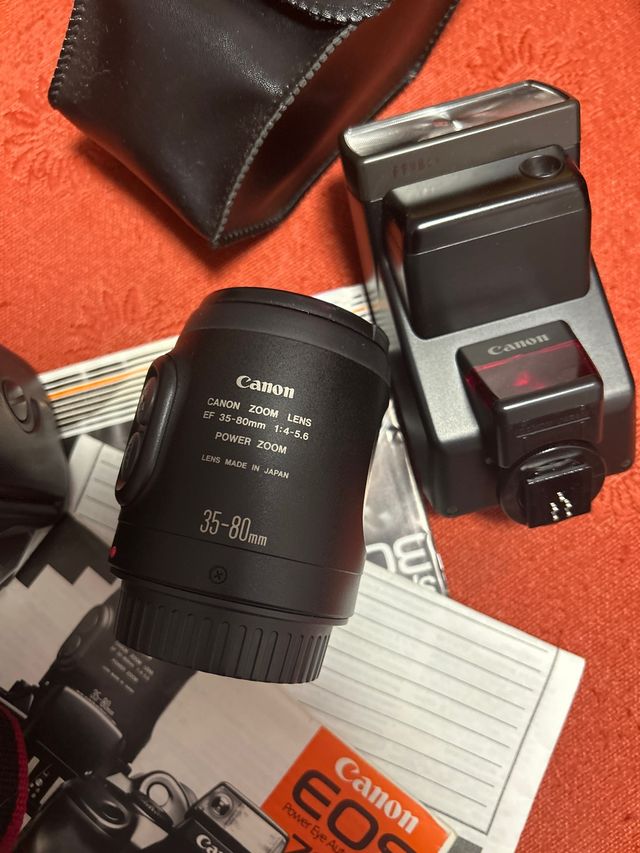 Fotocamera Canon professionale