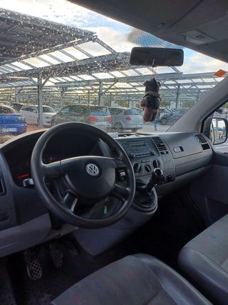 Volkswagen Transporter T5 2009