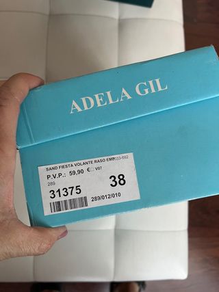 Sandalias fiesta talla 38 volante raso rojo