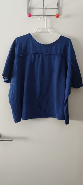 Camiseta hombros caídos Zara