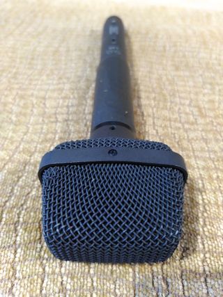 Micrófono Audio-Technica AT825