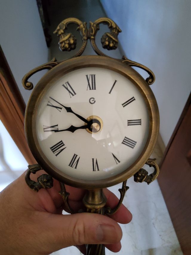 Reloj anticuario madera noble muy antigua