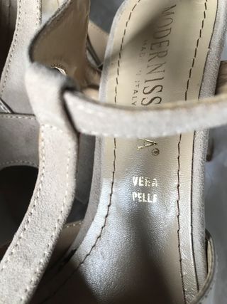 Sandalo a T open toe beige N.38- MODERNISSIMA