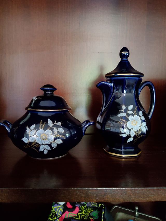 juego de porcelana, olla jarrón Azul Cobalto y oro