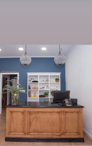 Mostrador de madera de haya