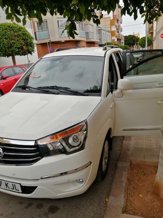 sang yong rodius  2.2 t limited 2018