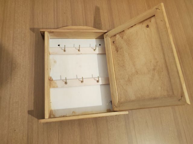 Portachiavi da parete in legno e vetro con stampa