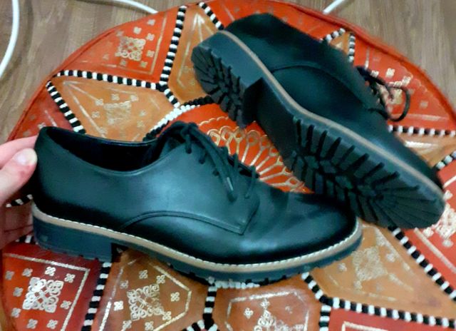 Zapatos Negros talla 39