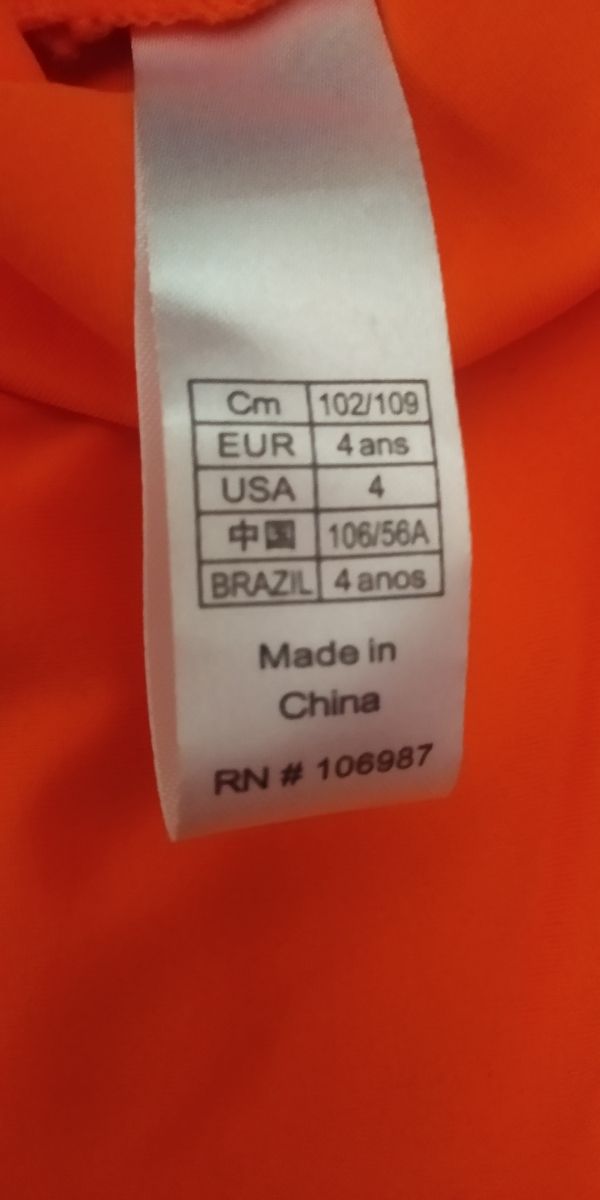 Camiseta playa, piscina con protección Solar 