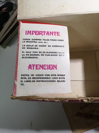 MAQUINA DE COSER ANNABELLA