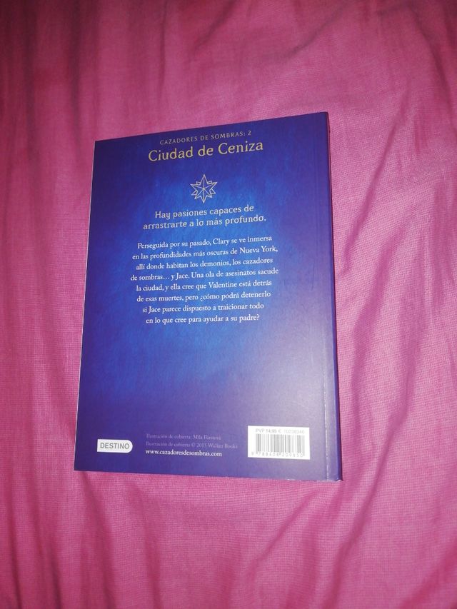 Cazadores de sombras: ciudad de ceniza