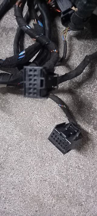 Varias piezas de Audi.