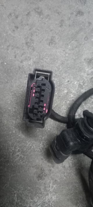 Varias piezas de Audi.