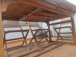 Mesa de madera maciza + 4 sillas + banco