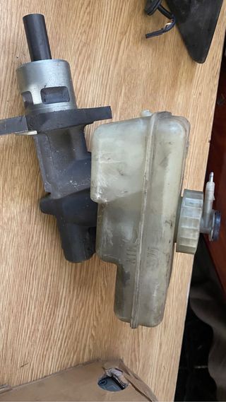 Bomba de freno bmw e36