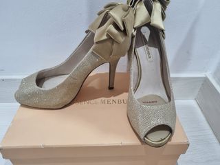 zapatos fiesta Menbur talla 38