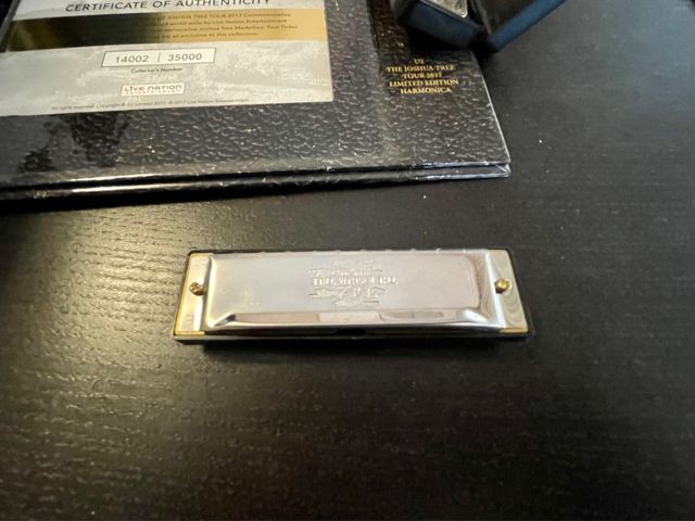 U2 The Joshua Tree 2017 Tour Vip pack.