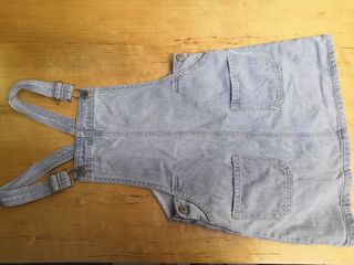 Mono corto tejano blanco.