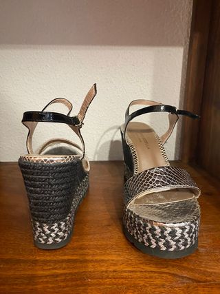 Sandalias Cuña Roberto Botella 39