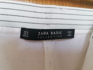 Pantalón ZARA color blanco moteado talla M