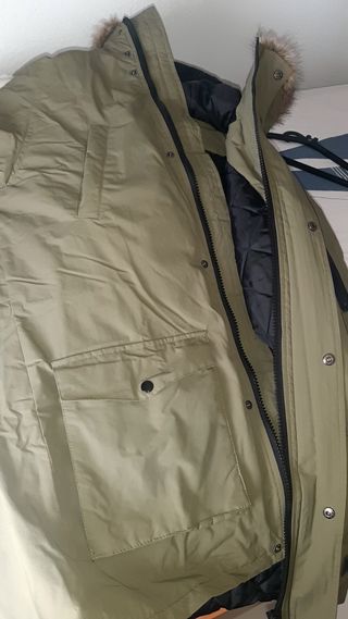 Chaquetón con gorro