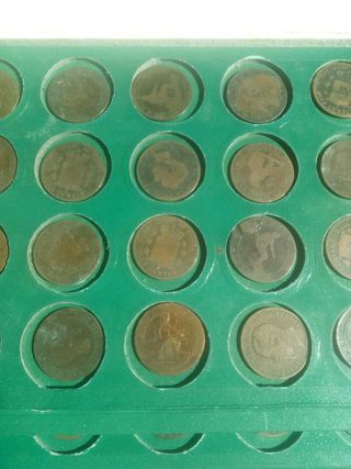 colección de antiguas monedas del siglo 19