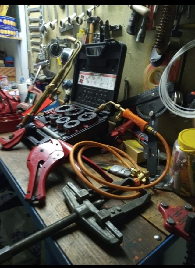 Herramienta fontanería