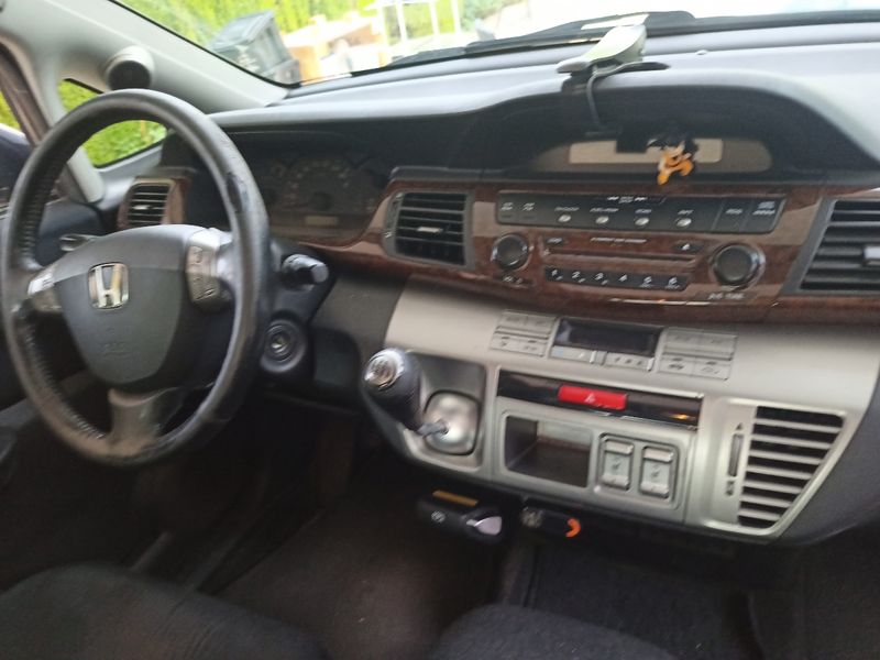 Honda FR-V 2005 - foto 1