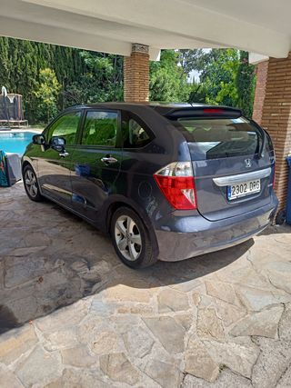 Honda FR-V 2005