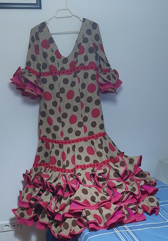 vestido flamenca t. 40-42.