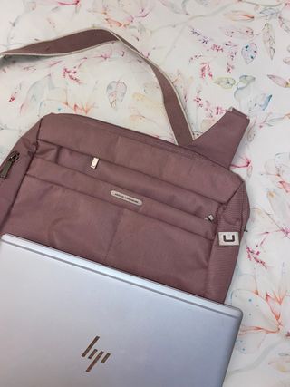 Bolso Adolfo Domínguez.