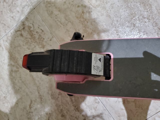 Patinete eléctrico para niños y adolescentes