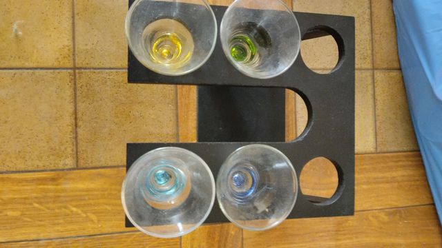 Juego de 4 vasos de chupito (se rompieron 2).