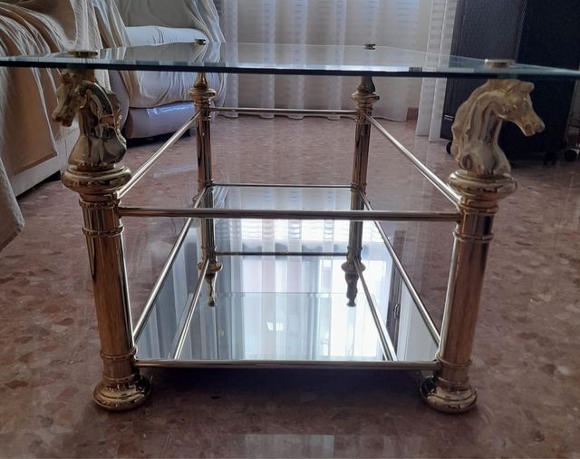 Mesa auxiliar de centro de cristal