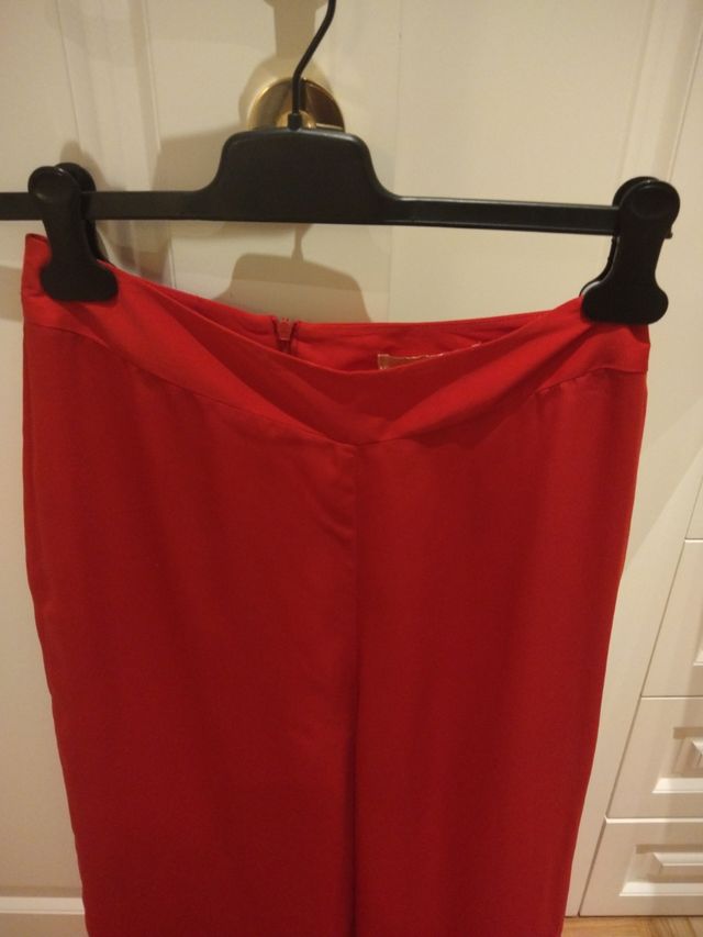 Pantalón rojo fiesta