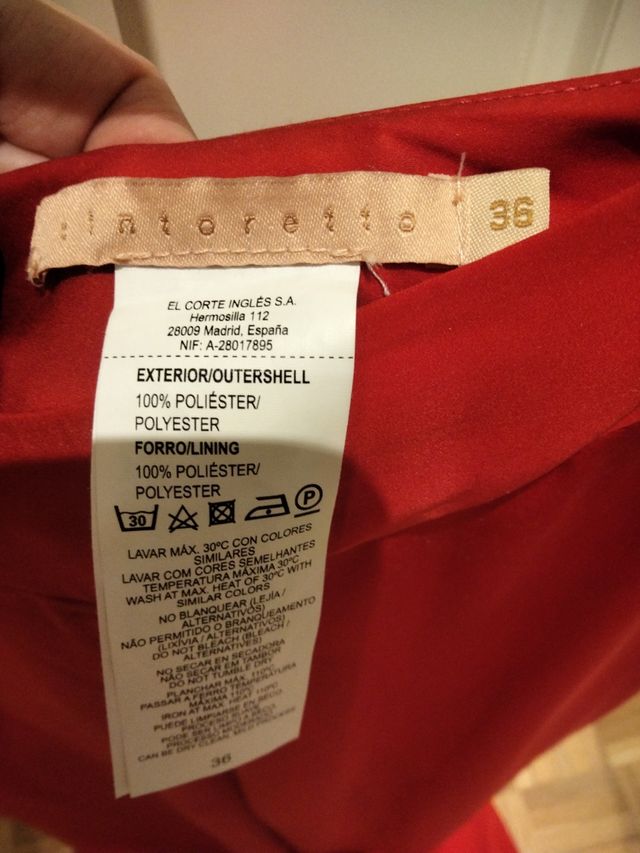 Pantalón rojo fiesta