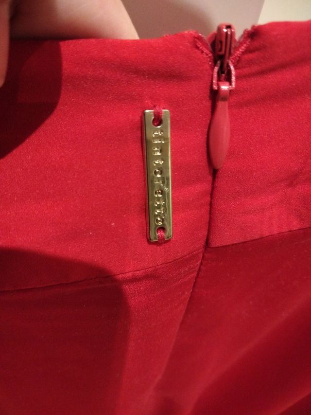 Pantalón rojo fiesta