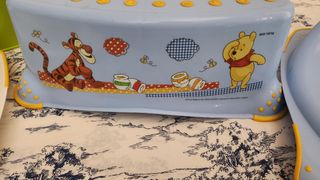 Reductor inodoro y taburete.