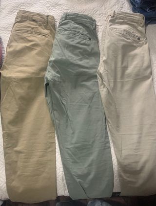 Pantalones chinos ajustados, unidad