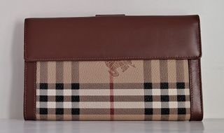 BURBERRYS (ARTÍCULOS VARIOS)