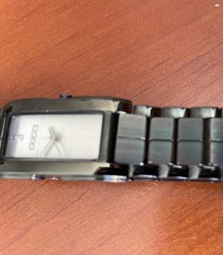 Reloj pulsera Gucci Negro mujer.