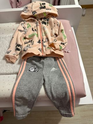 Chándal Adidas. T6/9m
