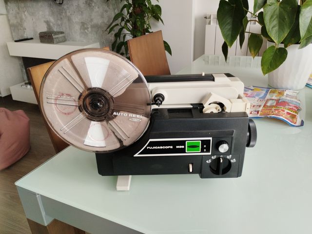 proyector SUPER8