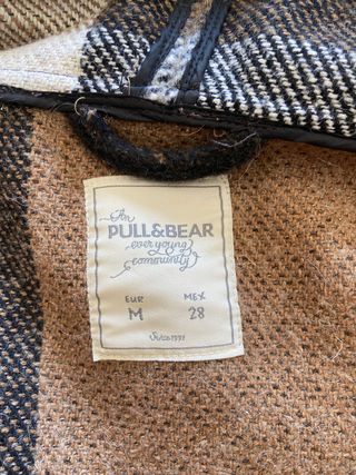 Abrigo tipo capa mujer talla M Pull&Bear